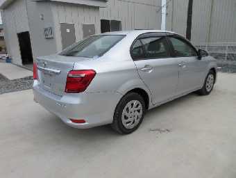 TOYOTA COROLLA AXIO 2018 Image 3