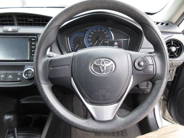 TOYOTA COROLLA AXIO 2018 Image 24