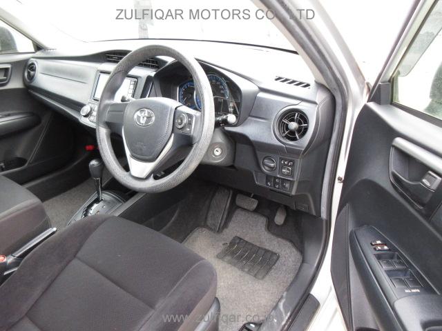 TOYOTA COROLLA AXIO 2018 Image 7