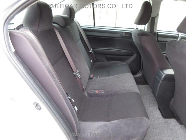 TOYOTA COROLLA AXIO 2018 Image 10