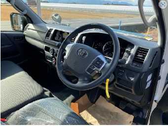 TOYOTA HIACE 2022 Image 3