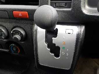 TOYOTA HIACE 2022 Image 6