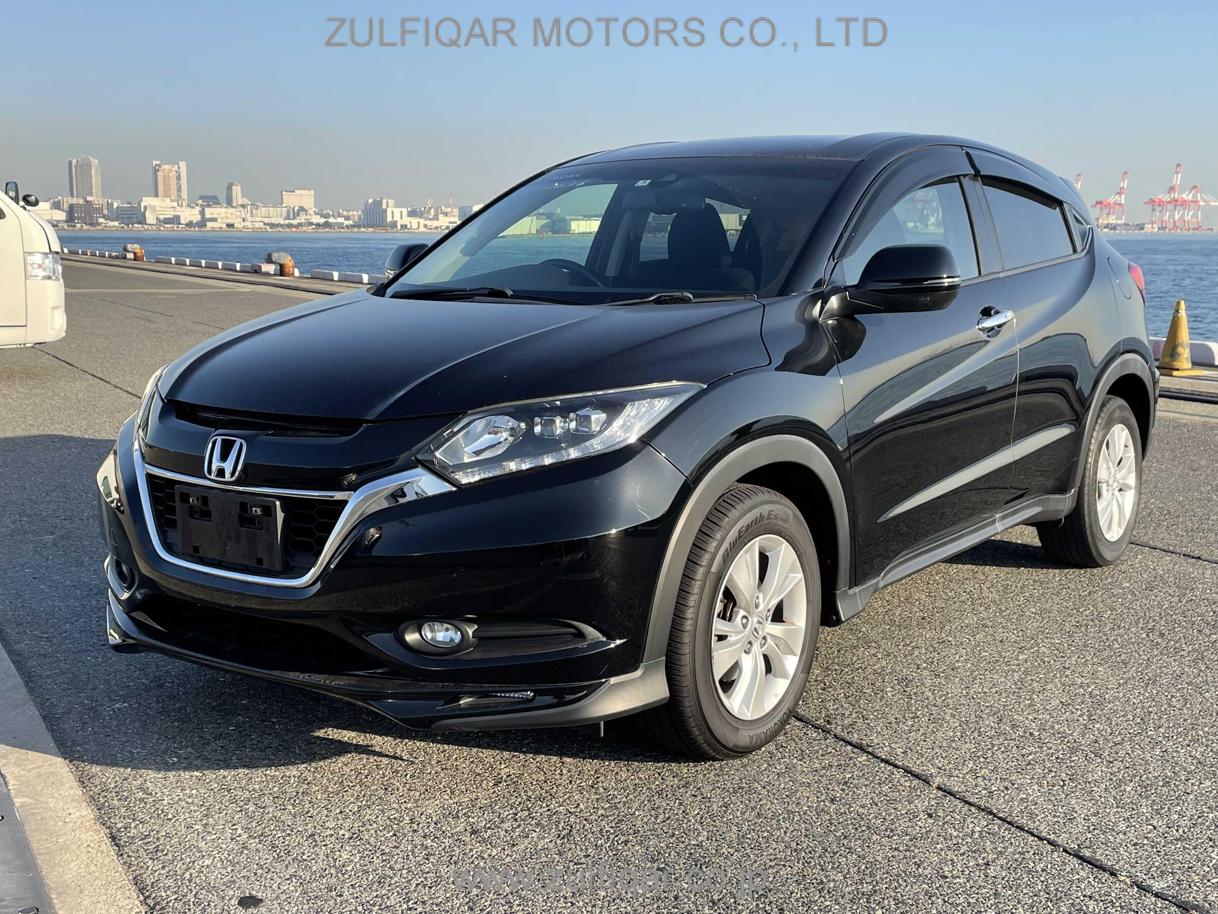 HONDA VEZEL 2017 Image 10