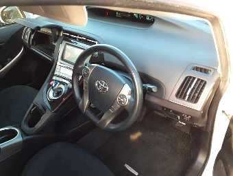 TOYOTA PRIUS PHV 2014 Image 7