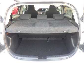 TOYOTA AQUA 2018 Image 9