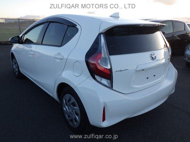 TOYOTA AQUA 2018 Image 3