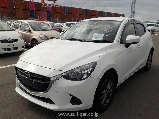 MAZDA DEMIO 2018 Image 8