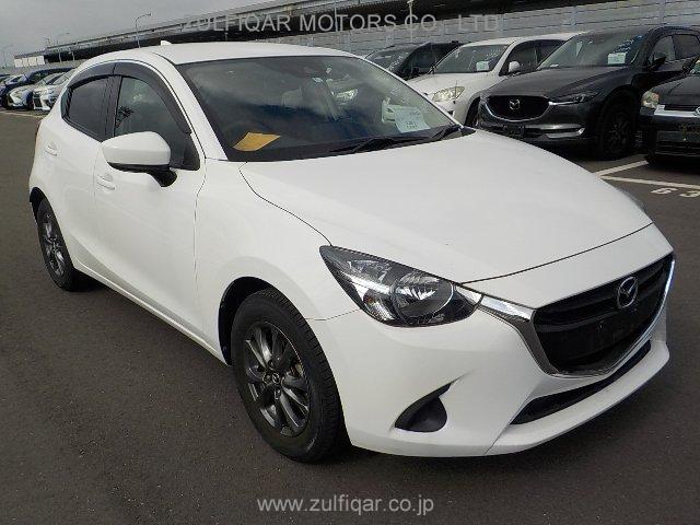 MAZDA DEMIO 2018 Image 9