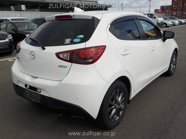 MAZDA DEMIO 2018 Image 10