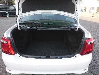 TOYOTA COROLLA AXIO 2018 Image 11