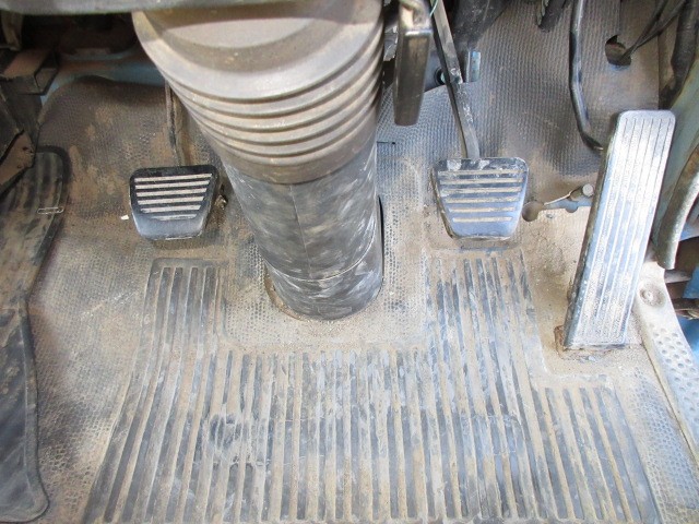 ISUZU ELF DUMP TRUCK 2002 Image 29