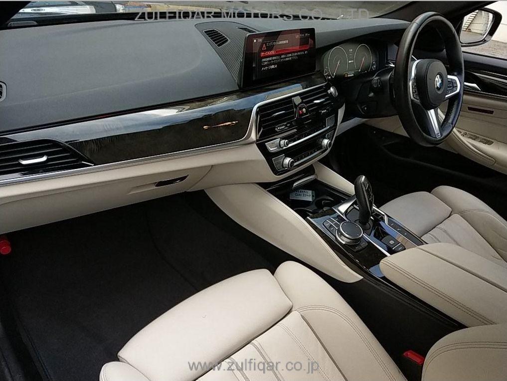 BMW 5 SERIES 2019 Image 3