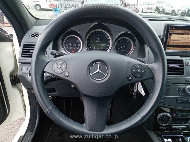 MERCEDES BENZ C CLASS 2011 Image 26