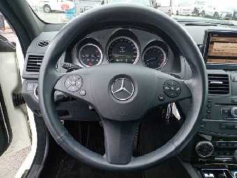 MERCEDES BENZ C CLASS 2011 Image 19