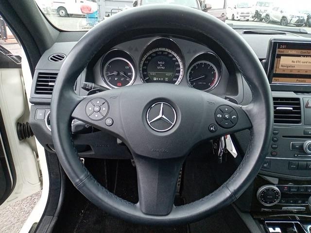 MERCEDES BENZ C CLASS 2011 Image 26