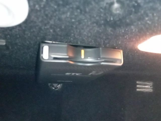 MERCEDES BENZ C CLASS 2011 Image 32