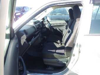 TOYOTA SUCCEED 2018 Image 18