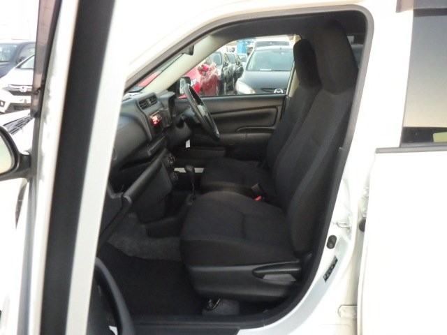 TOYOTA PROBOX 2018 Image 25