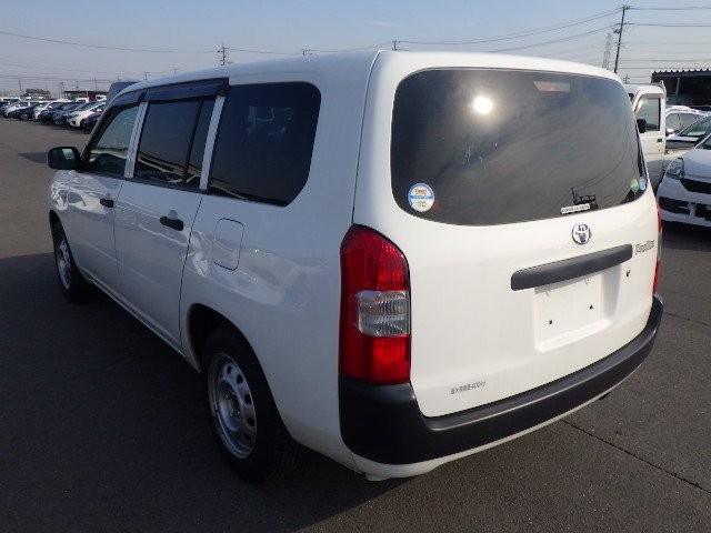 TOYOTA PROBOX 2018 Image 33