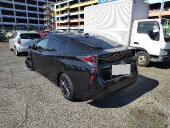 TOYOTA PRIUS 2017 Image 2