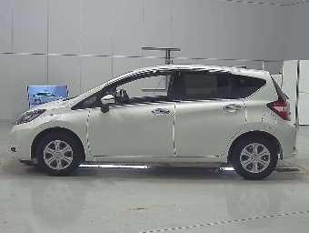 NISSAN NOTE 2019 Image 4