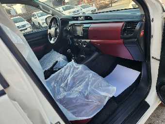 TOYOTA HILUX PICKUP 2020 Image 14