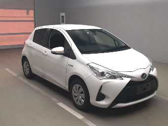 TOYOTA VITZ 2020 Image 3