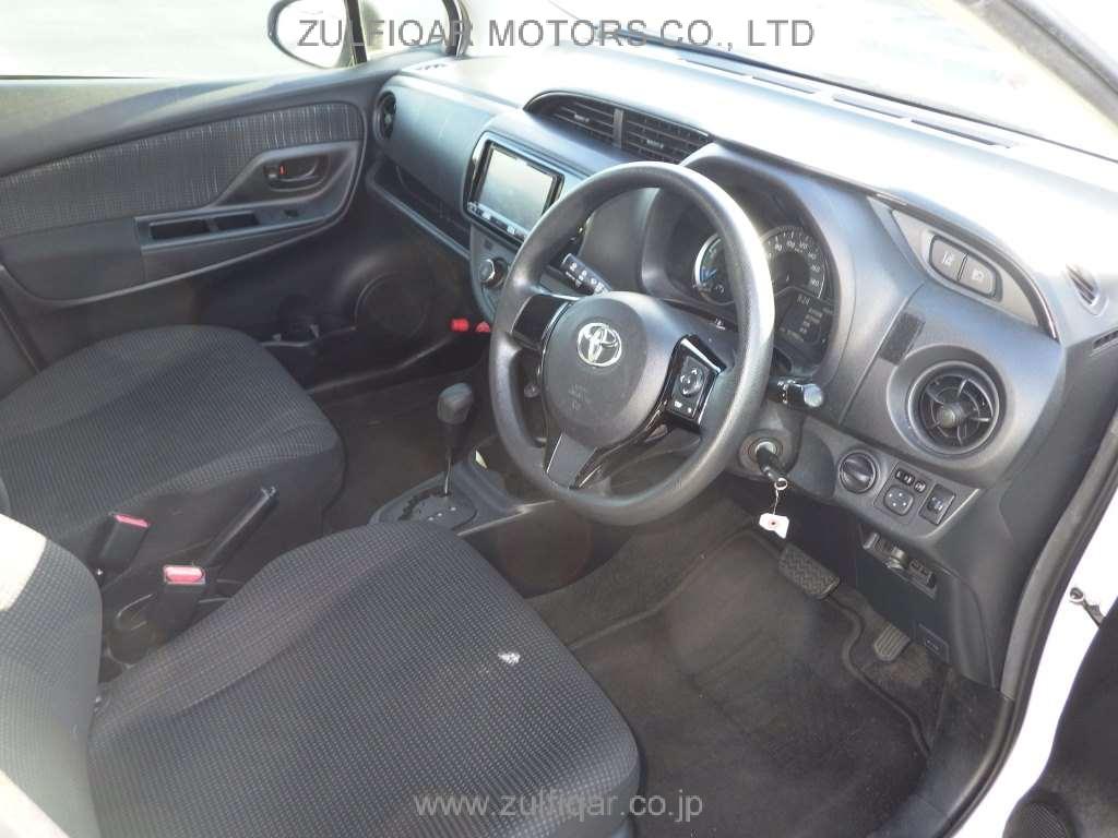 TOYOTA VITZ 2020 Image 5