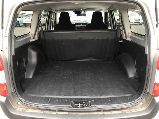 TOYOTA PROBOX 2018 Image 19