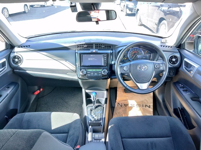 TOYOTA COROLLA AXIO 2018 Image 21