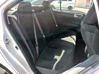 TOYOTA COROLLA AXIO 2018 Image 9