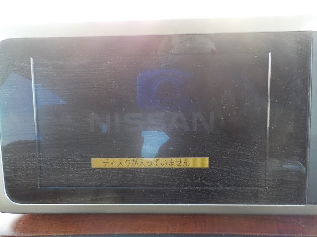 NISSAN ELGRAND 2005 Image 19