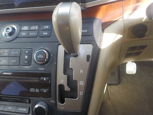 NISSAN ELGRAND 2005 Image 20