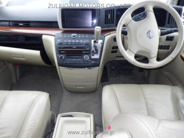 NISSAN ELGRAND 2005 Image 3