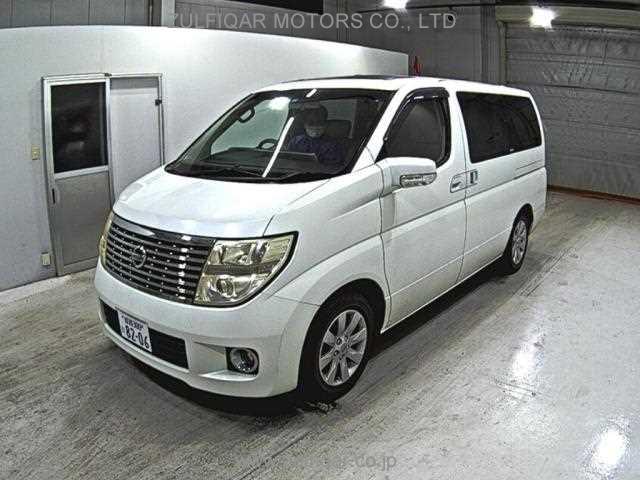 NISSAN ELGRAND 2005 Image 4