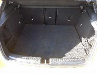 MERCEDES BENZ A CLASS 2020 Image 11