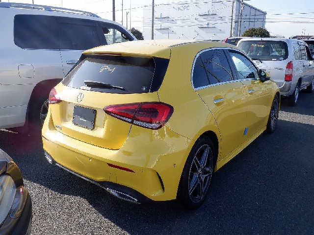 MERCEDES BENZ A CLASS 2020 Image 21