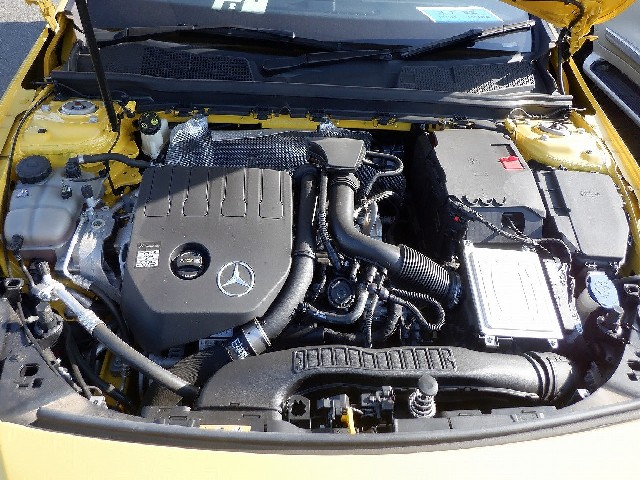 MERCEDES BENZ A CLASS 2020 Image 23