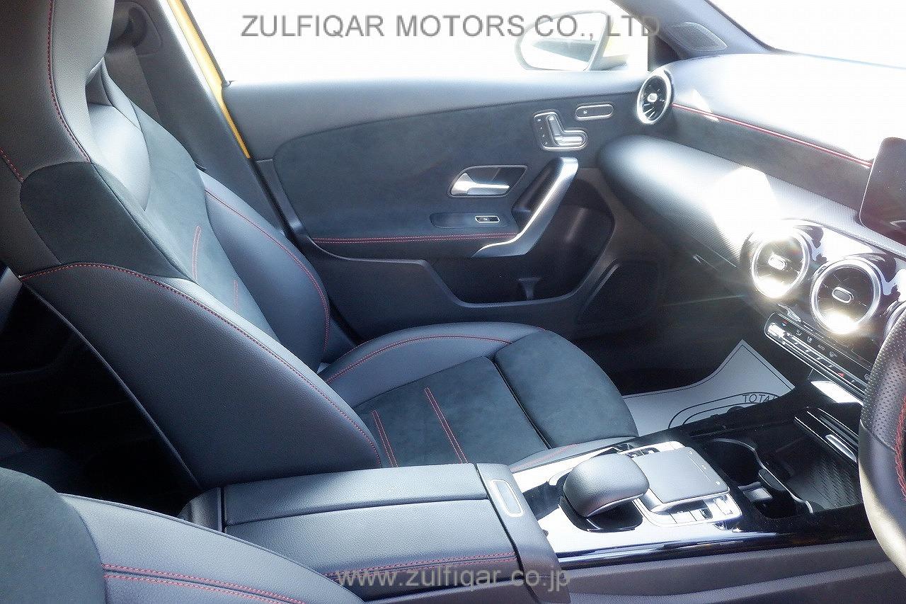 MERCEDES BENZ A CLASS 2020 Image 9