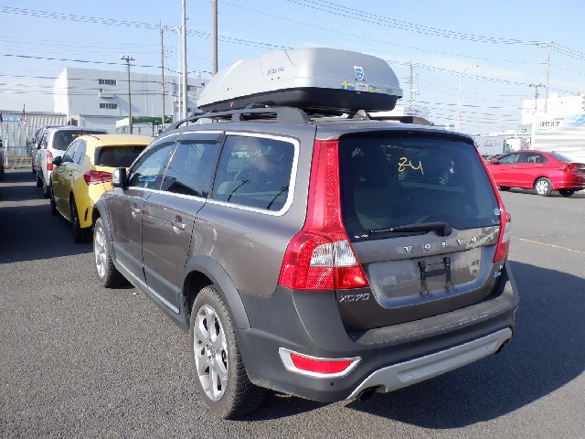 VOLVO XC70 2010 Image 21
