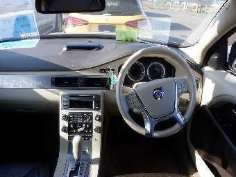 VOLVO XC70 2010 Image 6
