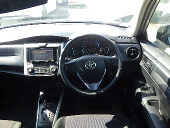 TOYOTA COROLLA FIELDER 2018 Image 10