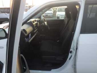 TOYOTA SUCCEED 2018 Image 22