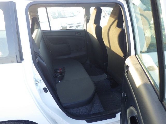 TOYOTA PROBOX 2018 Image 21