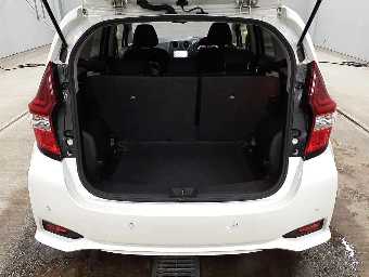 NISSAN NOTE 2019 Image 11