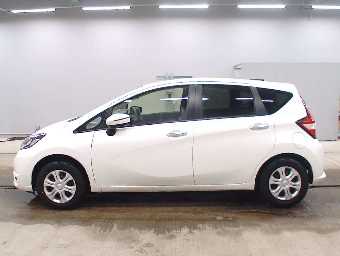 NISSAN NOTE 2019 Image 4