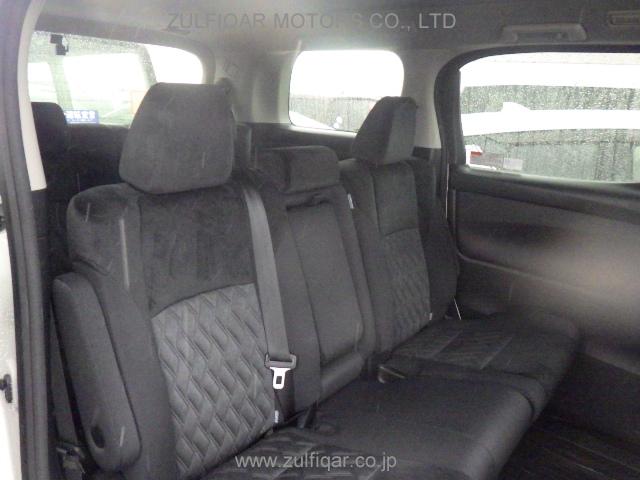 TOYOTA VELLFIRE 2018 Image 12