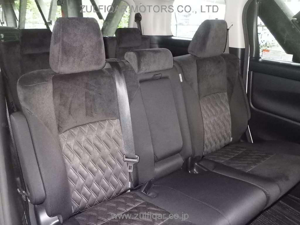 TOYOTA VELLFIRE 2018 Image 7