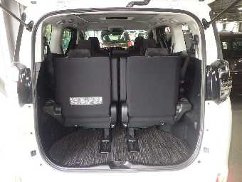 TOYOTA VELLFIRE 2018 Image 8