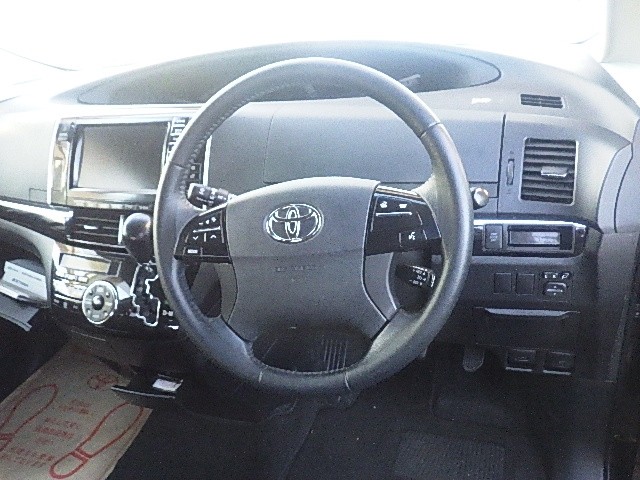 TOYOTA ESTIMA 2013 Image 20